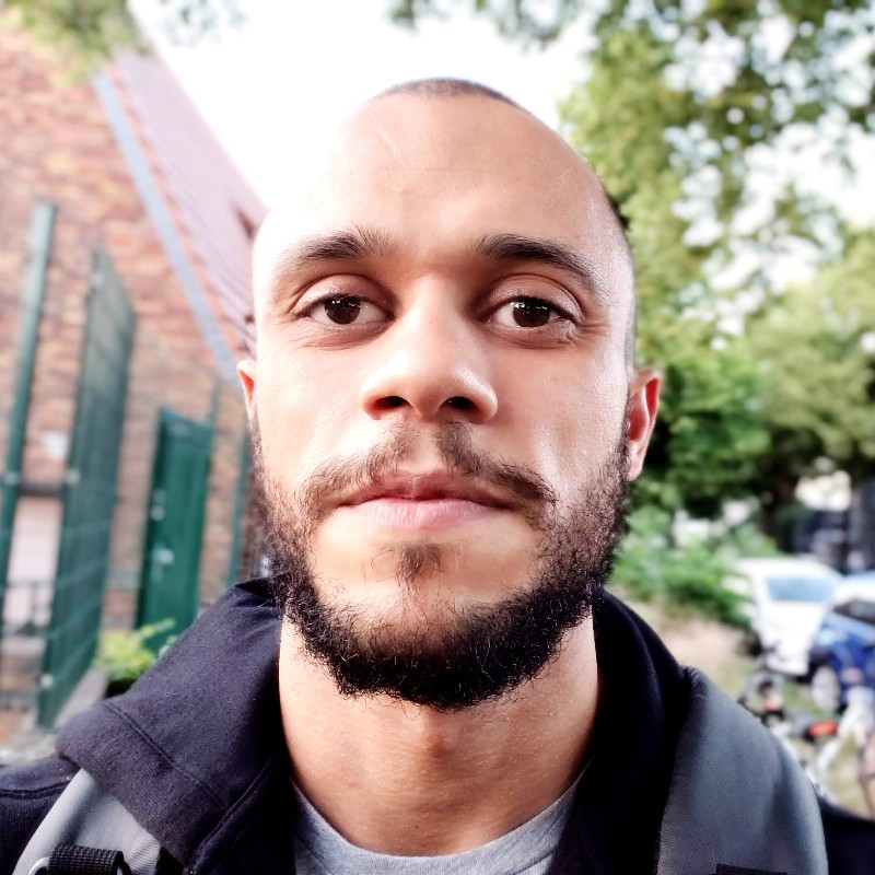 Portrait of Alex Figueiredo